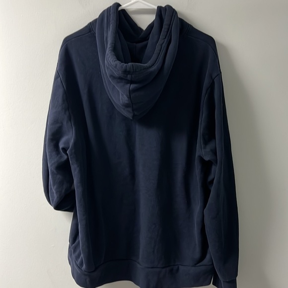 Old Navy Men's Pullover Sweater - Picture 3 of 4